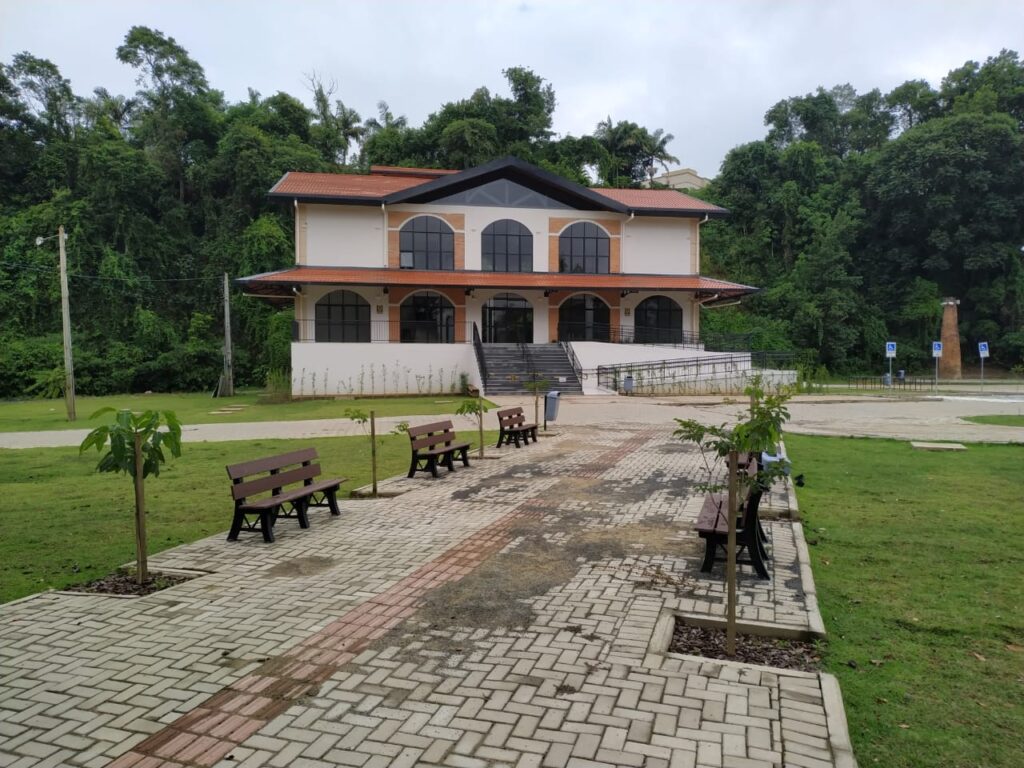 Parque do Farol - obra e contrato geram polêmica em Rio do Sul